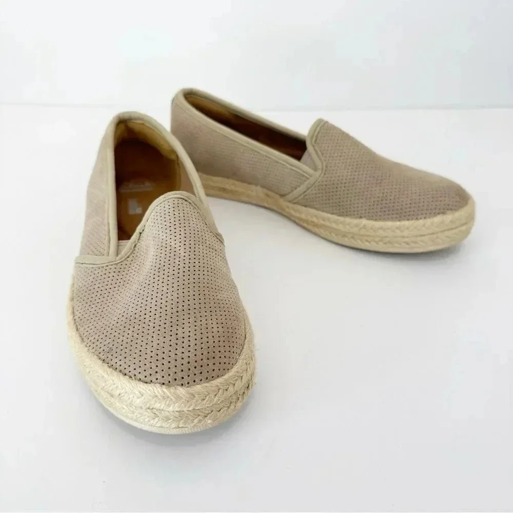 CLARKS Slip On Taupe Gray Espadrille‎ Perforated Casual Flats Size 6